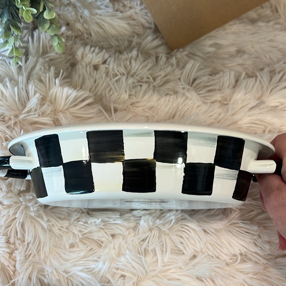 MacKenzie-Childs Small Courtly Check Oval Gratin Enamel Dish - Picture 4 of 14